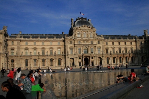 Thăm Bảo tàng Louvre 